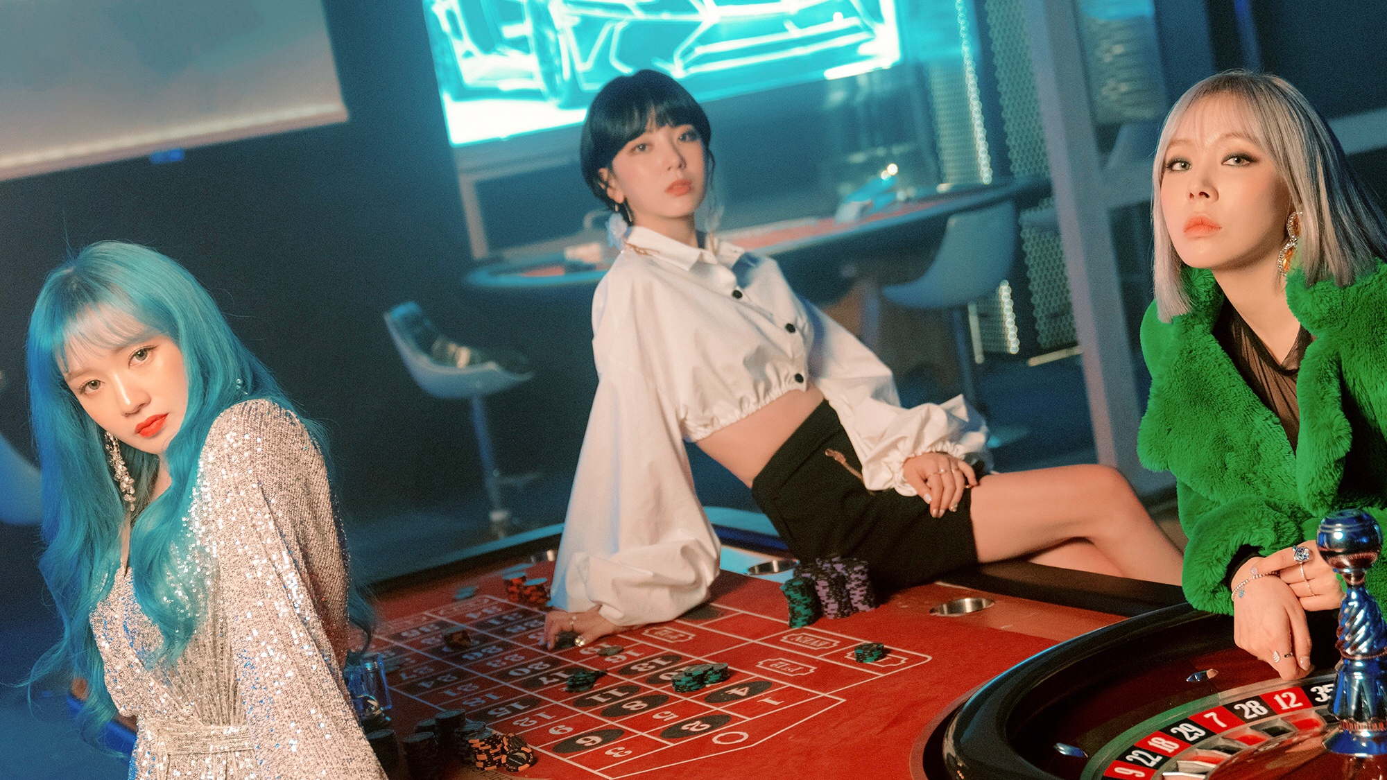 LADIES' CODE