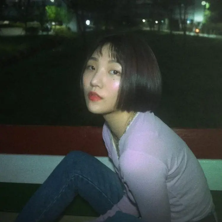 19 (NANA)