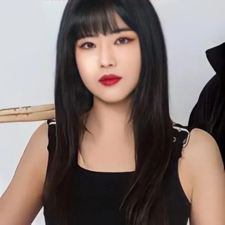 Lee Hyein