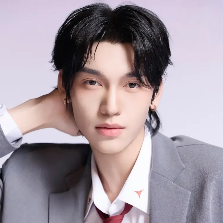 Zhang Shi Yi
