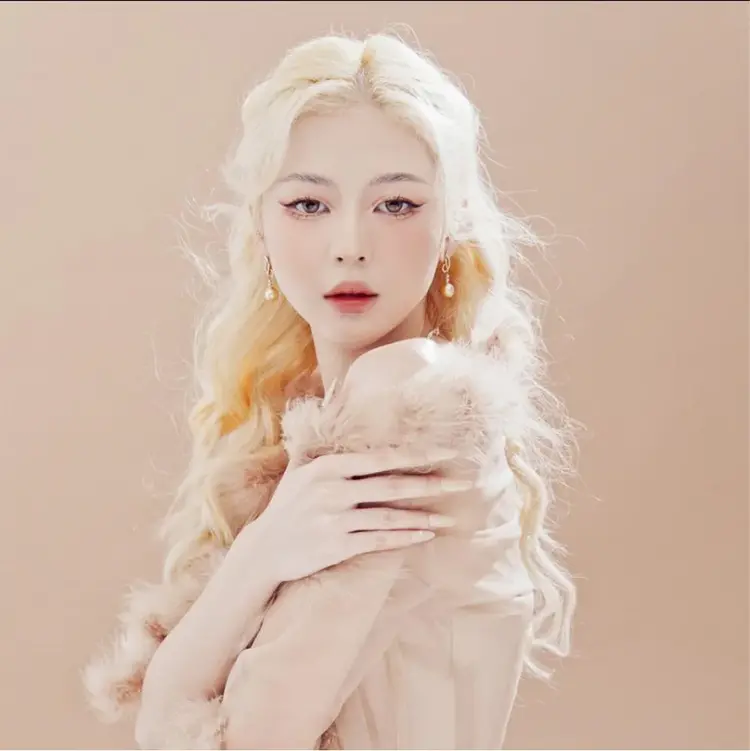 Liz Kun Cương