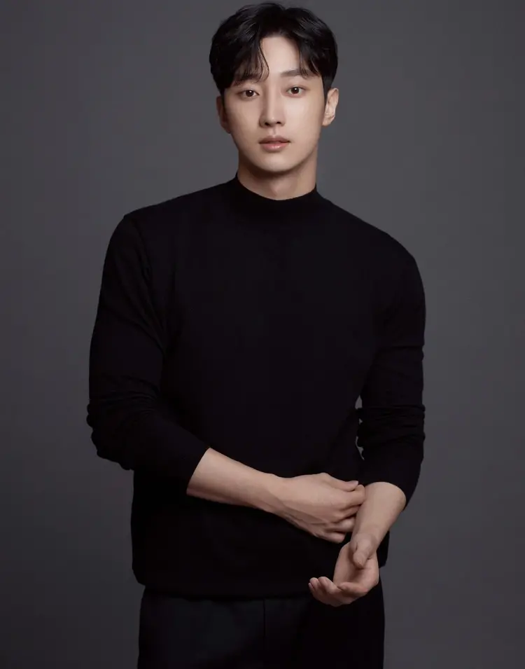 Jinyoung