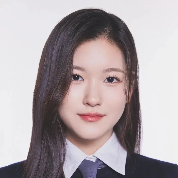 Kang Jiwon