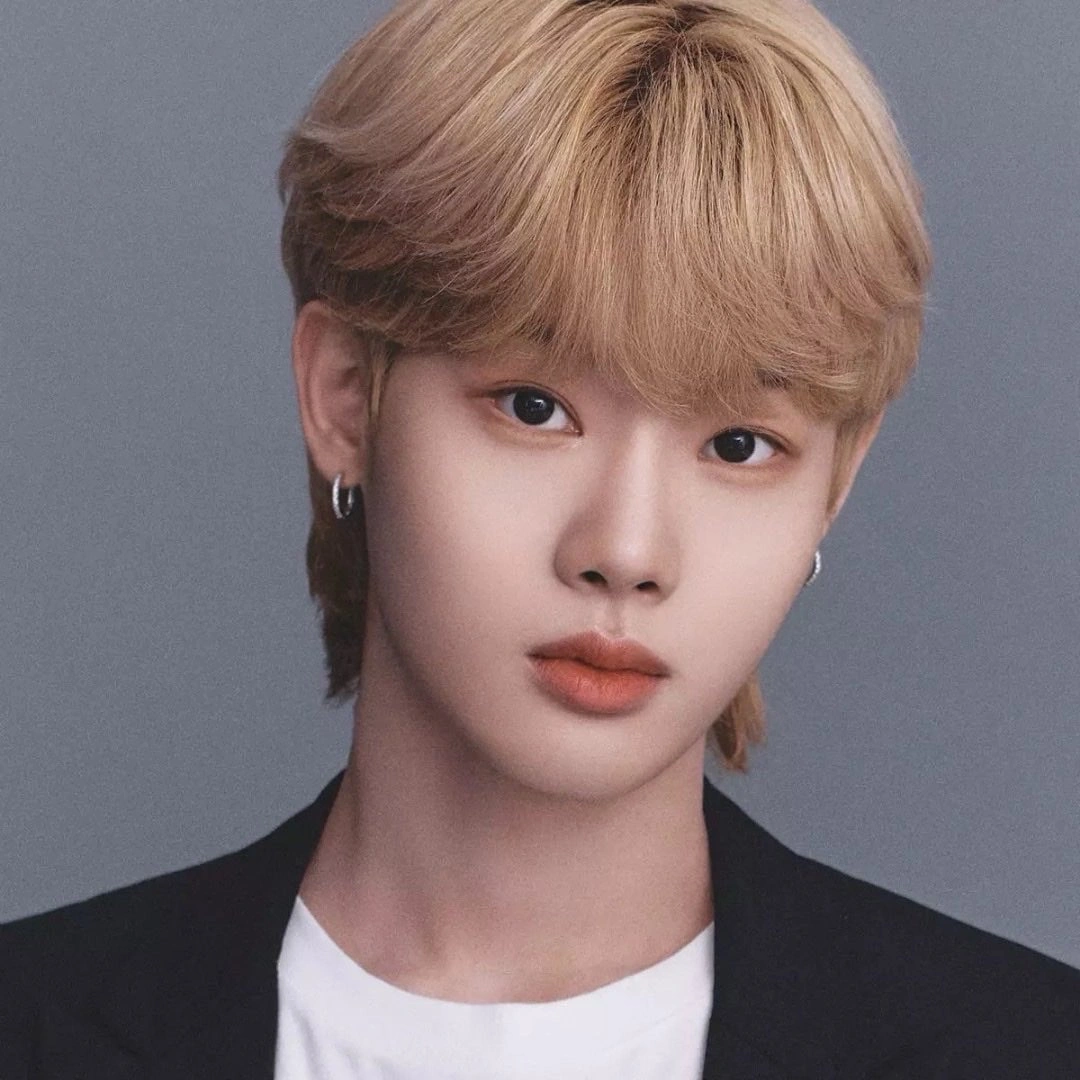 CHI HOON