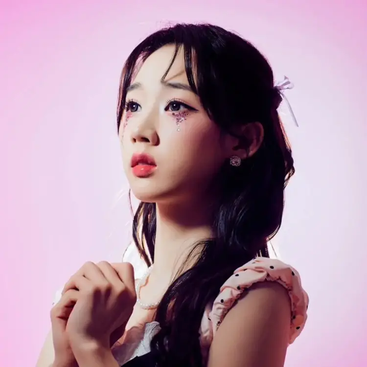 Shin Jiyoon