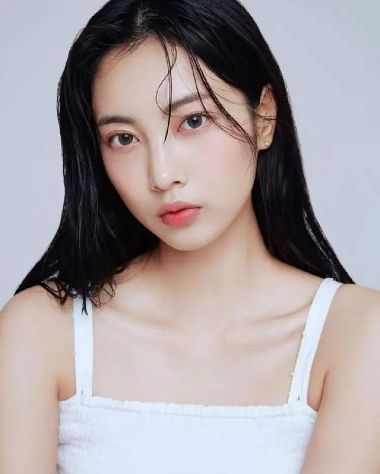 Yoon Rong Rong
